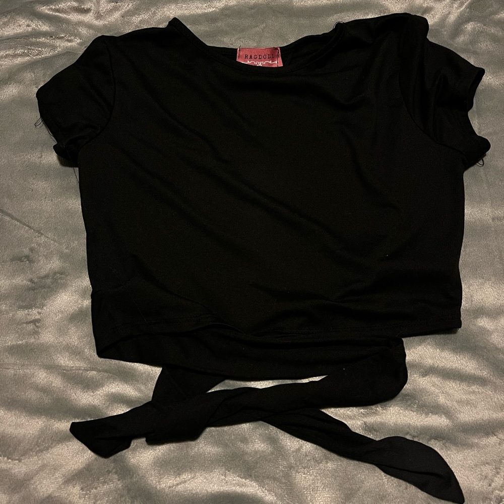 Women’s black crop top
